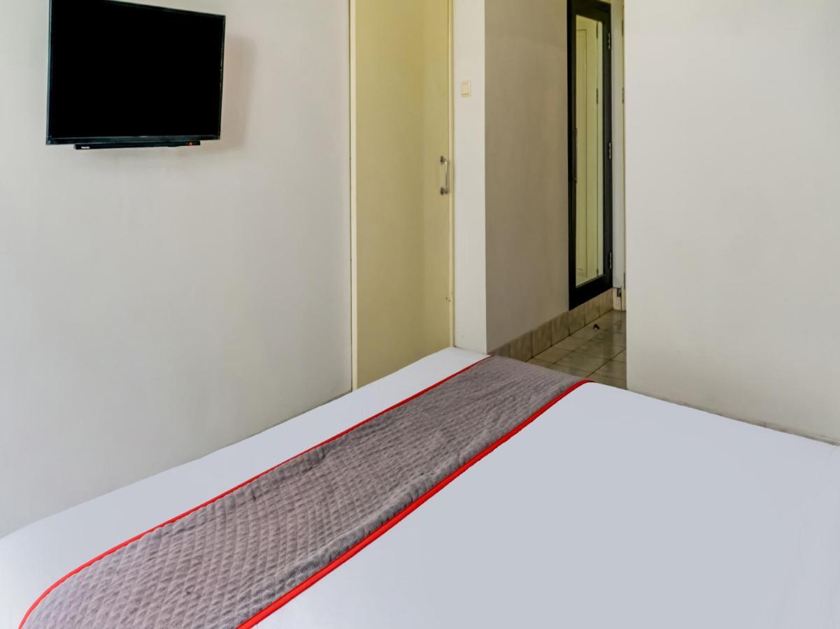 Townhouse Oak Hotel Grand Cikarang Zewnętrze zdjęcie