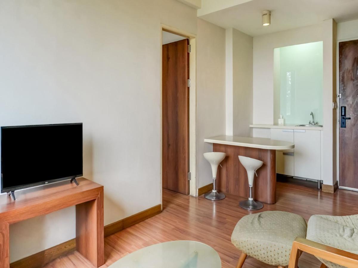 Townhouse Oak Hotel Grand Cikarang Zewnętrze zdjęcie