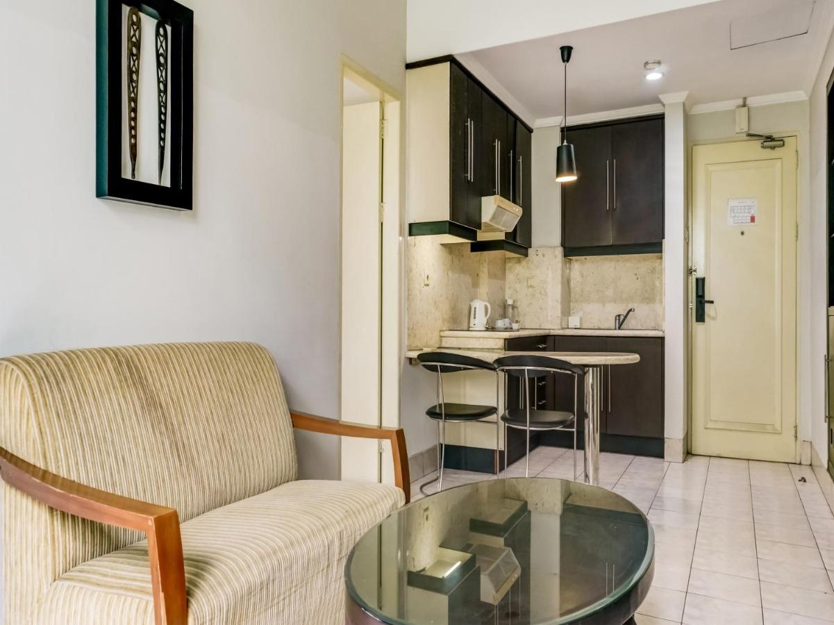 Townhouse Oak Hotel Grand Cikarang Zewnętrze zdjęcie