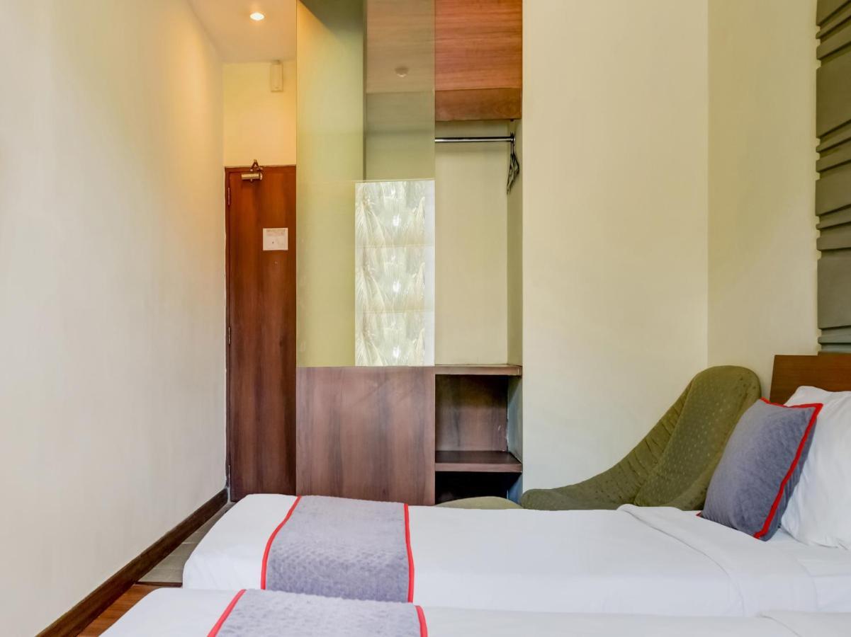 Townhouse Oak Hotel Grand Cikarang Zewnętrze zdjęcie