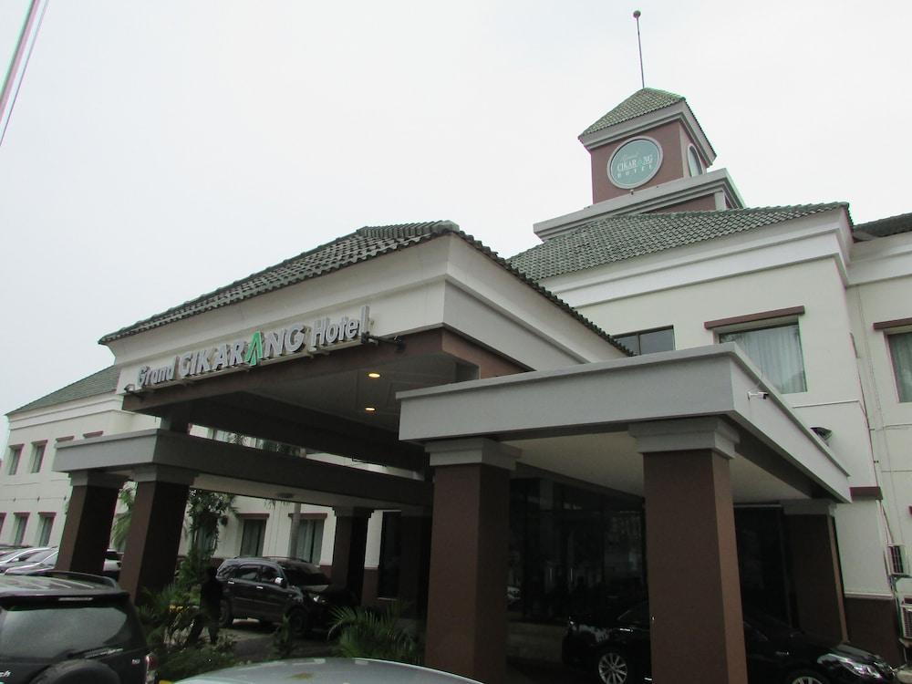 Townhouse Oak Hotel Grand Cikarang Zewnętrze zdjęcie