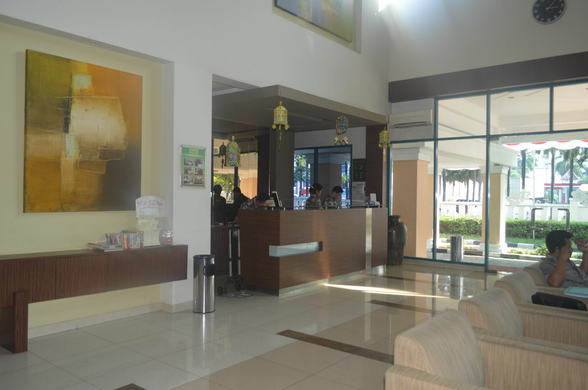 Townhouse Oak Hotel Grand Cikarang Zewnętrze zdjęcie